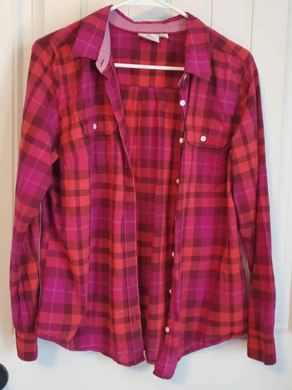 St. John's Bay size M Cotton Button Down Shirt Red Pink Burgundy Long Sleeve